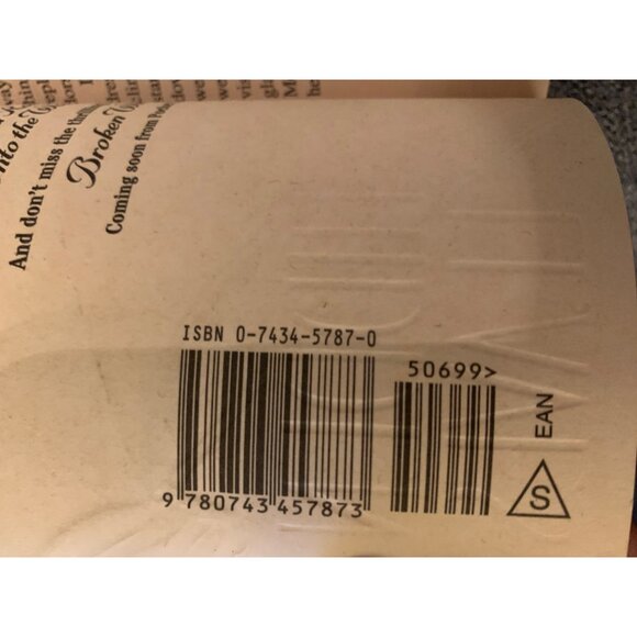 V.C. Andrews Hidden Leaves Paperback Book - Picture 4 of 8